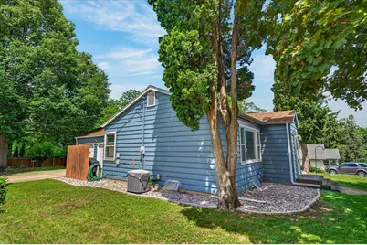 302 Glen Hwy, Madison, WI 53705 - Photo 6