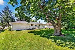 2418 Harvard Dr, Janesville, WI 53545 - Photo 44