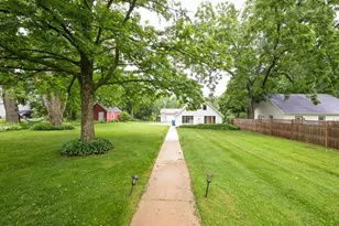 122 N 2nd St, Mount Horeb, WI 53572 - Photo 28
