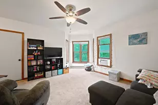 122 N 2nd St, Mount Horeb, WI 53572 - Photo 16