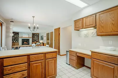 10 Lamplighter Way, Madison, WI 53714 - Photo 18