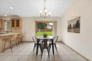 2645 Mica Rd, Fitchburg, WI 53711 - Photo 8