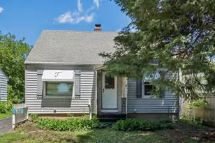 1922 Boyd Ave, Madison, WI 53704 - Photo 2