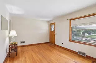 1922 Boyd Ave, Madison, WI 53704 - Photo 8