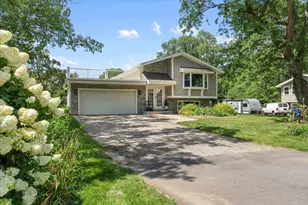2321 Gold Dr, Fitchburg, WI 53711 - Photo 12