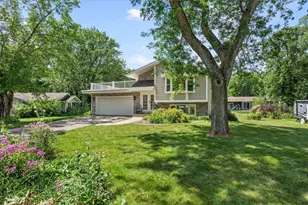 2321 Gold Dr, Fitchburg, WI 53711 - Photo 14