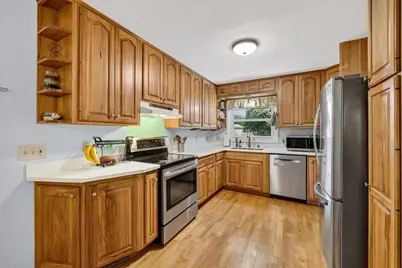 18 Ellie Circle, Madison, WI 53714 - Photo 6