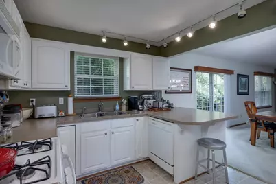 113 Mark Drive, Johnson Creek, WI 53038 - Photo 10