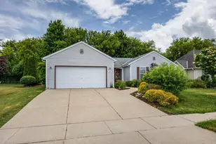 113 Mark Dr, Johnson Creek, WI 53038 - Photo 2
