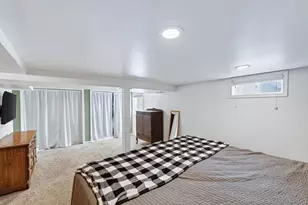608 W Capitol Dr, Hartland, WI 53029 - Photo 26