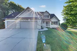 211 N Heatherstone Dr, Sun Prairie, WI 53590 - Photo 44
