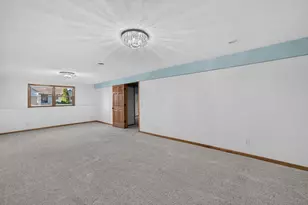 211 N Heatherstone Dr, Sun Prairie, WI 53590 - Photo 32