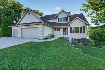 211 N Heatherstone Drive, Sun Prairie, WI 53590 - Photo 1