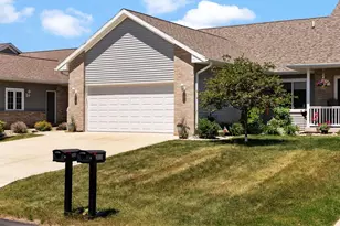 309 Pebble Brook Ln, Lodi, WI 53555 - Photo 2