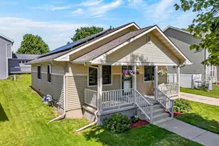 4722 Freese Ln, Madison, WI 53718 - Photo 2
