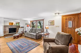 2232 Tower Dr, Stoughton, WI 53589 - Photo 10