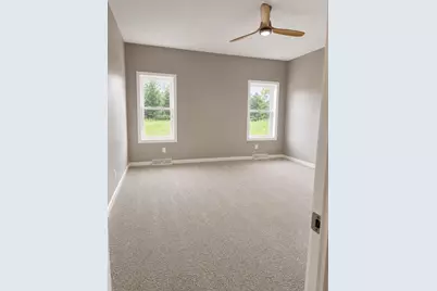 3731 Newcastle Drive #29, Janesville, WI 53546 - Photo 4