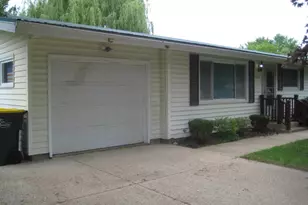 1111 S 5th St, Prairie Du Chien, WI 53821 - Photo 4