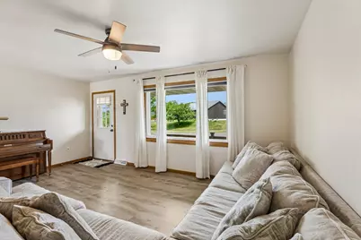 153 Kellie Marie Court, Reedsburg, WI 53959 - Photo 4