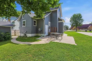 608 N Center St, Beaver Dam, WI 53916 - Photo 4