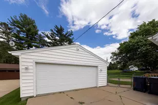 1021 S Terrace St, Janesville, WI 53546 - Photo 24