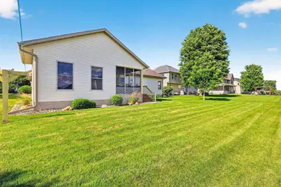 2017 W Milwaukee Street, Stoughton, WI 53589 - Photo 40