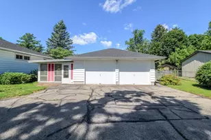 519 Giles St, Lake Mills, WI 53551 - Photo 36