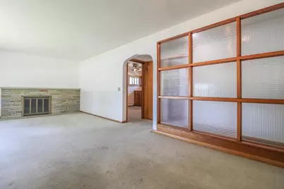 519 Giles Street, Lake Mills, WI 53551 - Photo 2