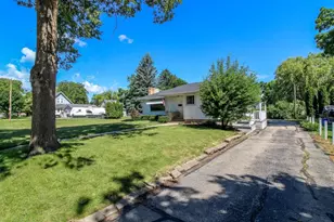 519 Giles St, Lake Mills, WI 53551 - Photo 40