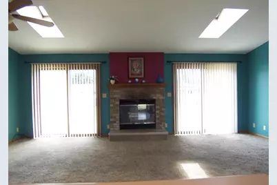 2715 N Robinson Dr. Drive, Beloit, WI 53511 - Photo 18