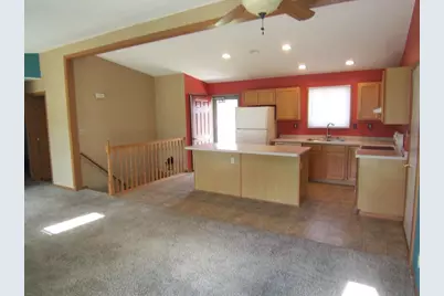 2715 N Robinson Dr. Drive, Beloit, WI 53511 - Photo 20