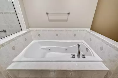 125 N Hamilton Street #806, Madison, WI 53703 - Photo 38