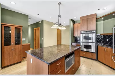 125 N Hamilton Street #806, Madison, WI 53703 - Photo 44