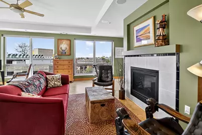 125 N Hamilton Street #806, Madison, WI 53703 - Photo 12