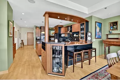 125 N Hamilton Street #806, Madison, WI 53703 - Photo 16