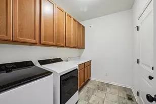 2725 Wayfair St, Fitchburg, WI 53719 - Photo 22