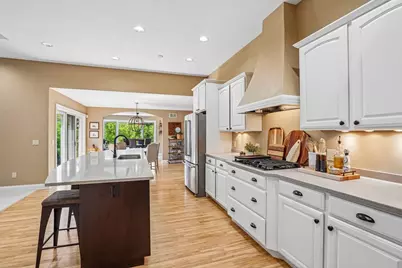 8801 Fairway Oaks Drive, Madison, WI 53593 - Photo 18