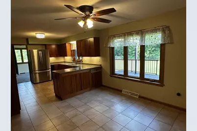 2611 Penny Lane, Stoughton, WI 53589 - Photo 10