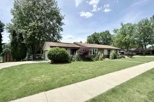 2019 N Pontiac Dr, Janesville, WI 53545 - Photo 32
