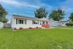 2353 Robinson Dr, Beloit, WI 53511 - Photo 2