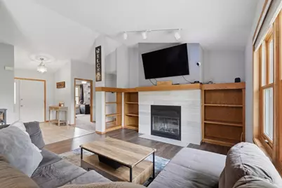 7565 W Village Crest Drive, Madison, WI 53719 - Photo 6