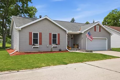 7565 W Village Crest Drive, Madison, WI 53719 - Photo 2