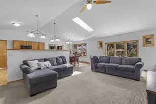 5605 Black Walnut Ct, Mcfarland, WI 53558 - Photo 12