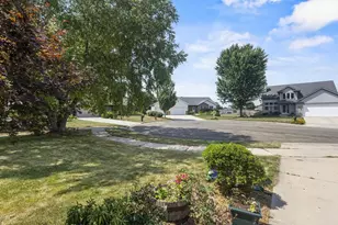 5605 Black Walnut Ct, Mcfarland, WI 53558 - Photo 42