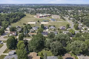5605 Black Walnut Ct, Mcfarland, WI 53558 - Photo 56