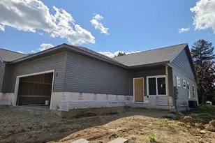 25 Rock River Dr, Edgerton, WI 53589 - Photo 1