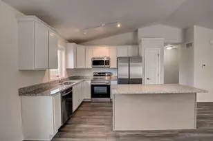 45 Rock River Dr, Edgerton, WI 53589 - Photo 2