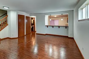 1462 Wild Iris St, Sun Prairie, WI 53590 - Photo 6
