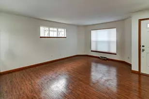 1462 Wild Iris St, Sun Prairie, WI 53590 - Photo 4