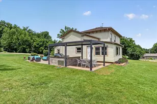 2458 S Madison Rd, Beloit, WI 53511 - Photo 34